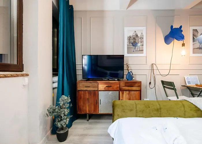 Blue Camel Apartment