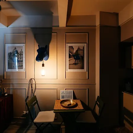 Blue Camel In Old Town * بوخارست