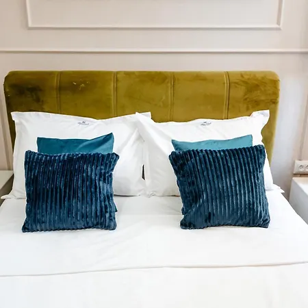 Blue Camel Apartment